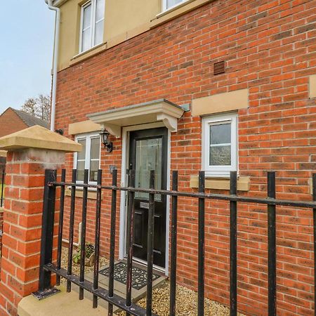 6 Erwr Brenhinoedd Villa Ammanford Exteriör bild